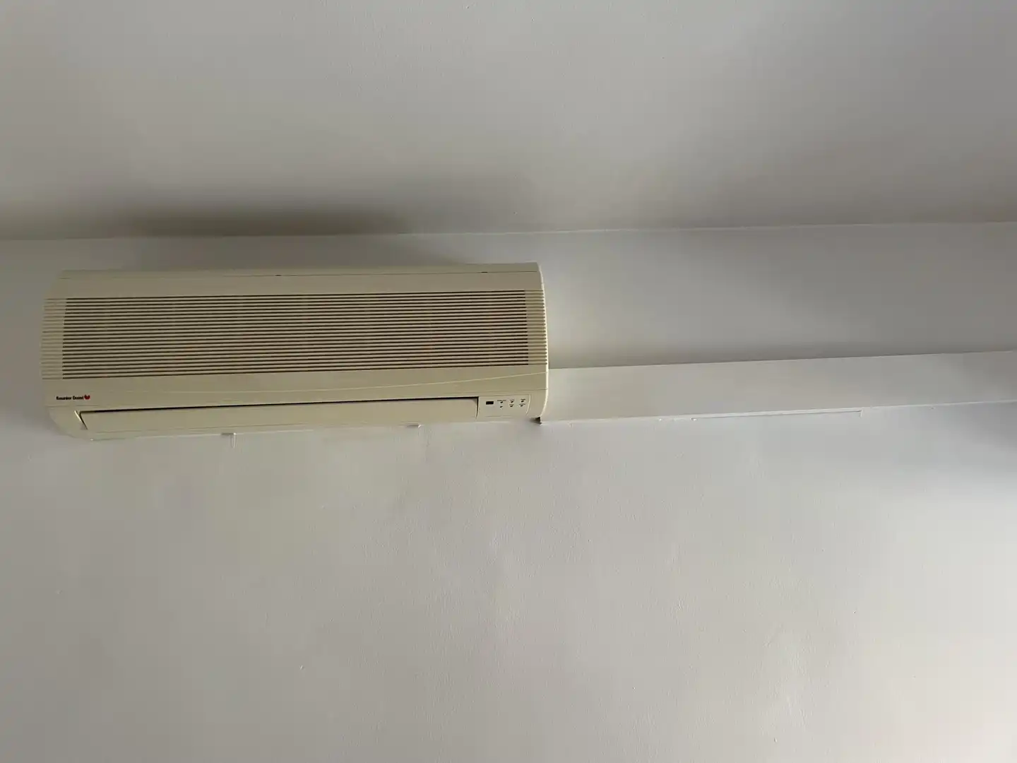 Flat for sale in Calle Motilla del Palancar, 25, Canillas Exterior view of Flat for sale in Madrid Capital with Air Conditioner and Balcony