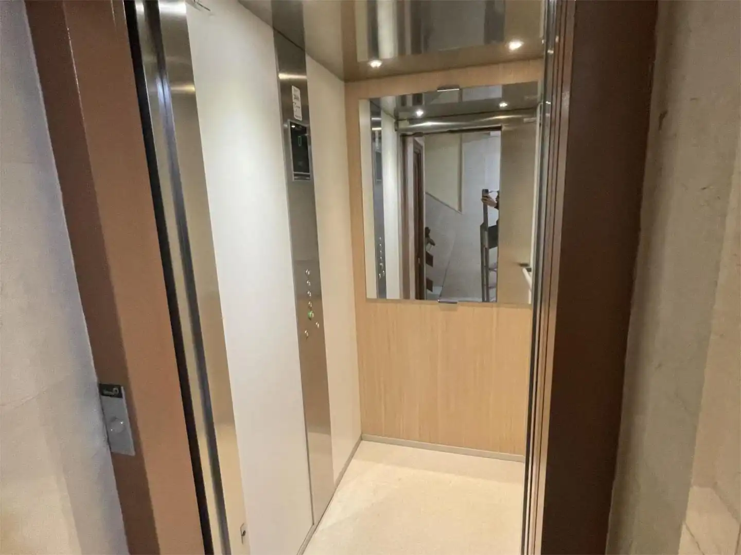 Flat for sale in Calle Motilla del Palancar, 25, Canillas Flat for sale in Madrid Capital with Air Conditioner and Balcony