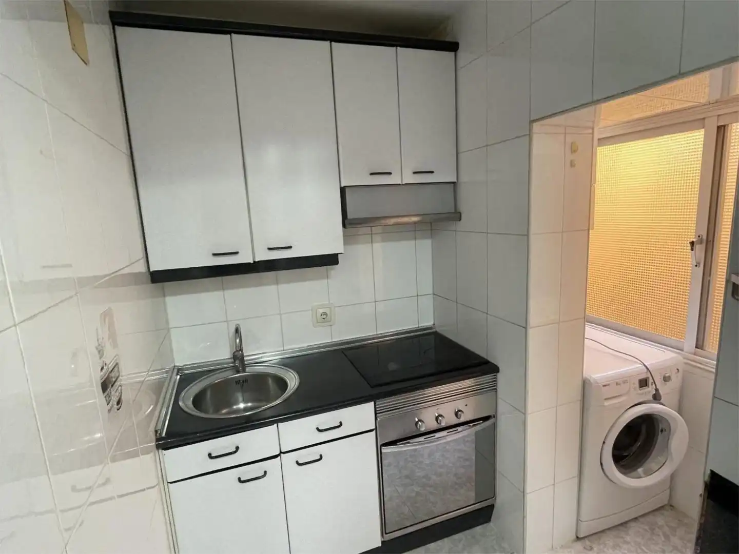 Flat for sale in Calle Motilla del Palancar, 25, Canillas Kitchen of Flat for sale in Madrid Capital with Air Conditioner and Balcony