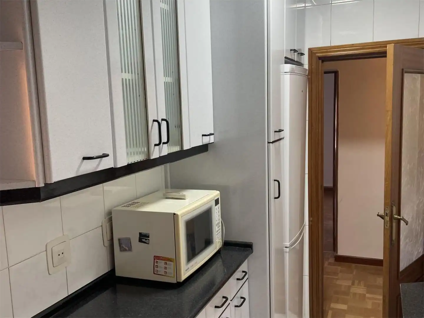 Flat for sale in Calle Motilla del Palancar, 25, Canillas Kitchen of Flat for sale in Madrid Capital with Air Conditioner and Balcony