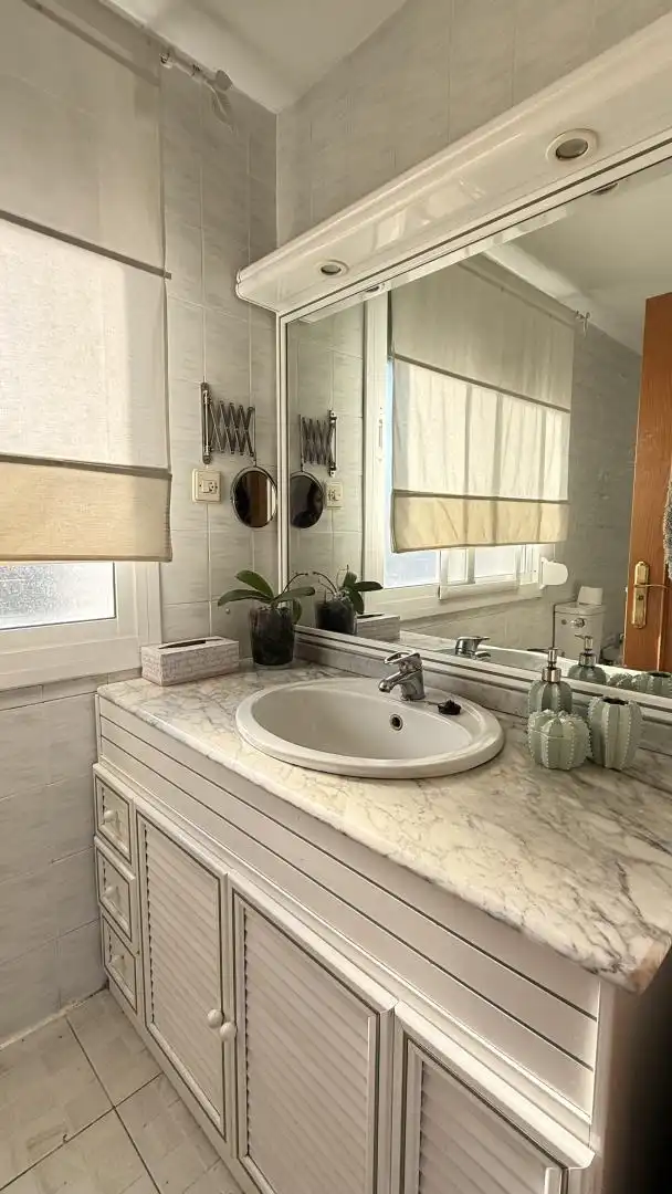 Bathroom of Houses for sale in Algeciras  with Private garden, Terrace and Community parking