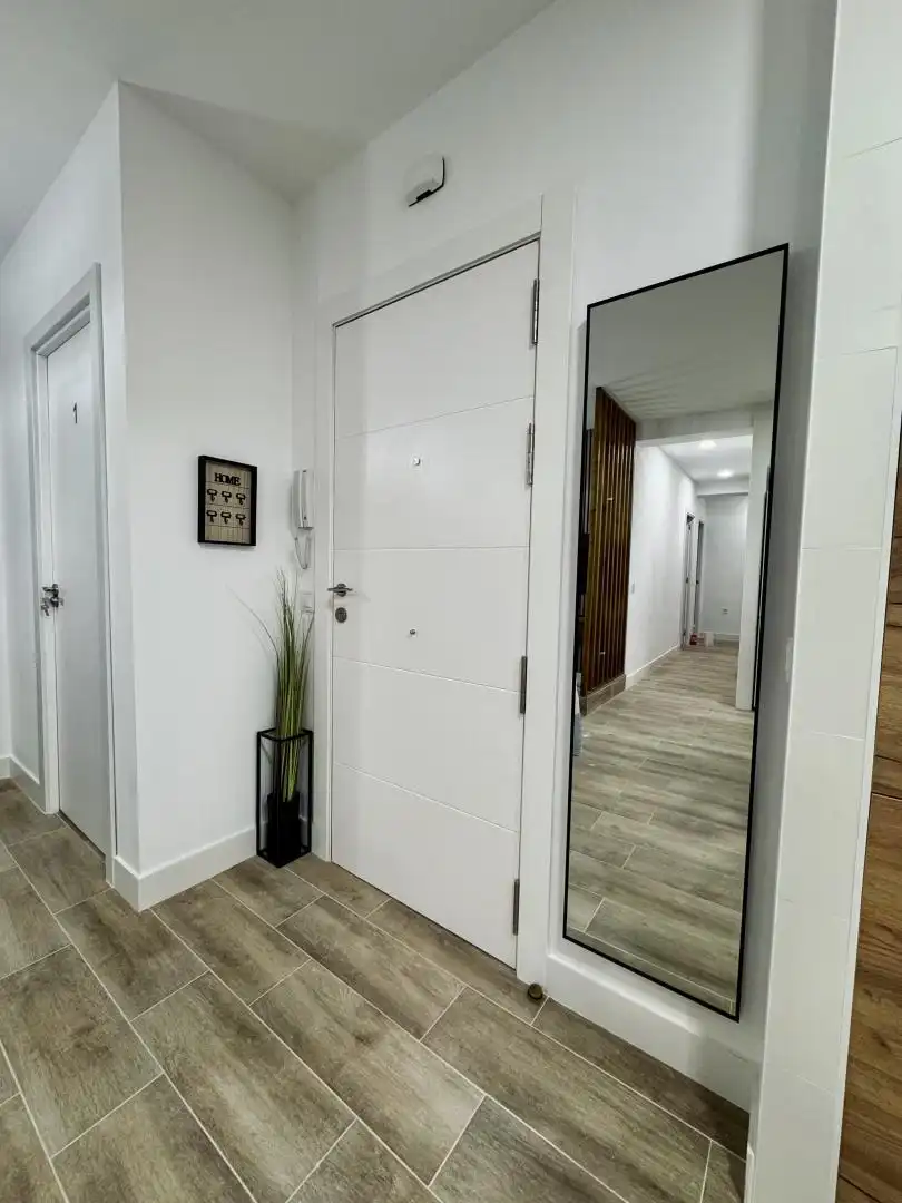 Piso en venta en Plaza Nuestra Señora de la Luz, Ciudad Jardín - Tagarete - El Zapillo Piso en venta en Almería con Aire acondicionado, Calefacción y Terraza