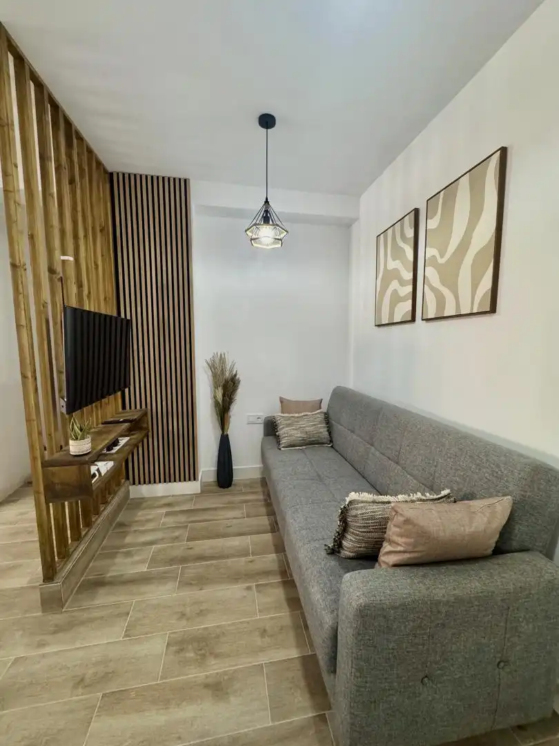 Piso en venta en Plaza Nuestra Señora de la Luz, Ciudad Jardín - Tagarete - El Zapillo Sala de estar de Piso en venta en Almería con Aire acondicionado, Calefacción y Terraza