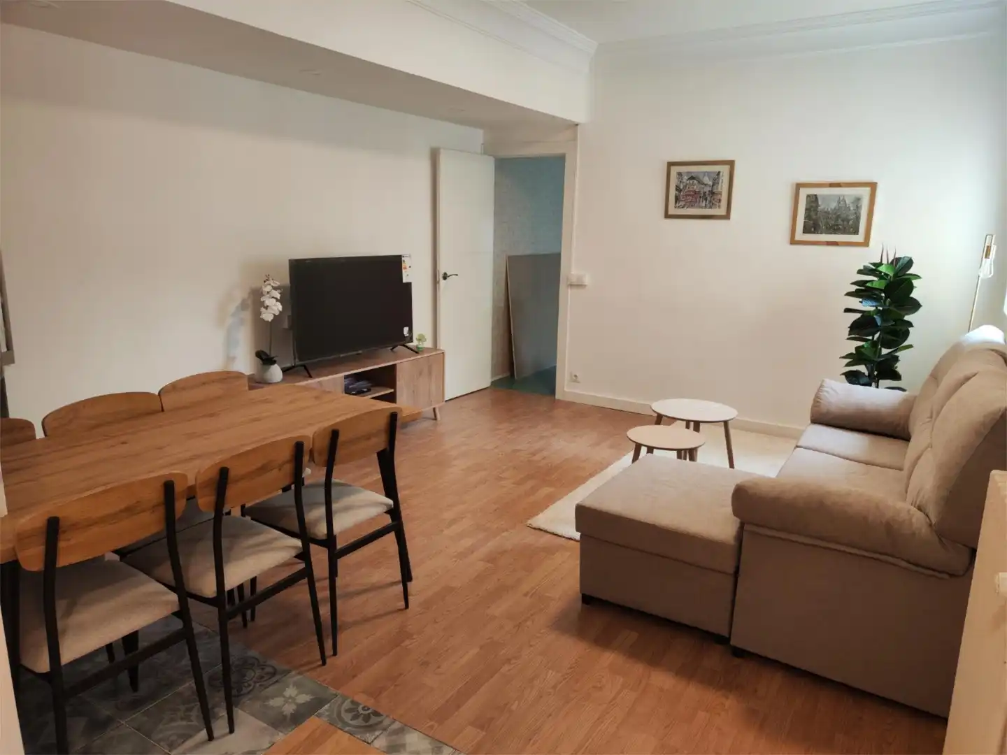Wohnzimmer von Wohnung zur untervermieten in Burgos mit Heizung, Parkett und Möbliert