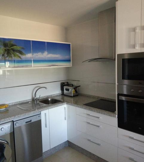 Foto 2 de Piso en venta en Juan Barriento, 5, Aguadulce - Almadraba - Punta Candor, Rota