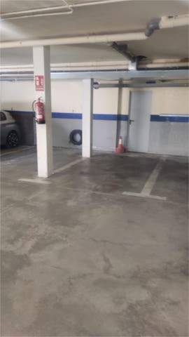 Garaje en Alquiler en Abantos - Carmelitas