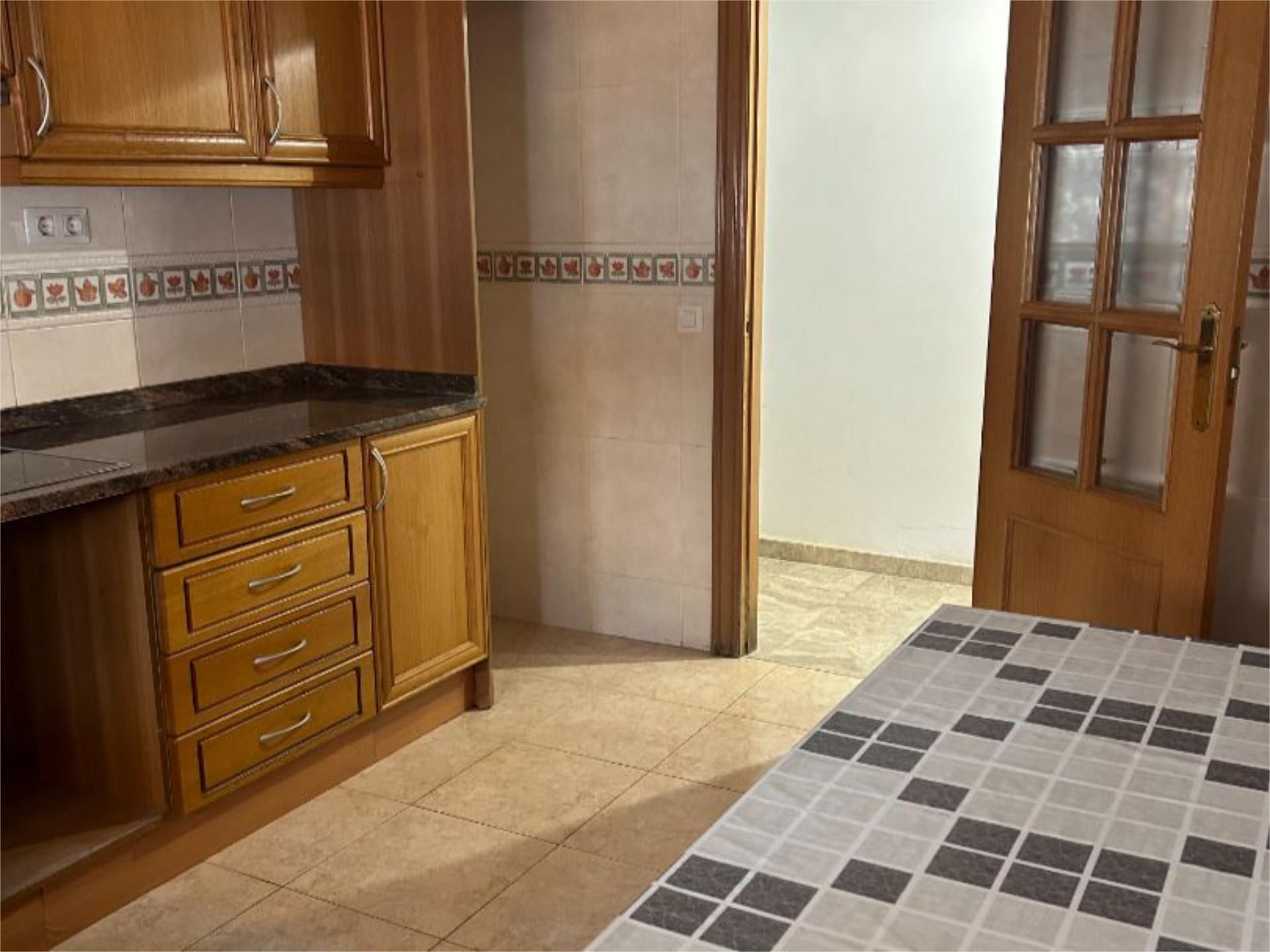 Wohnung zum Verkauf in Camí D'onda, 4, Camino de Onda - Salesianos Küche von Wohnung zum Verkauf in Burriana / Borriana mit Balkon