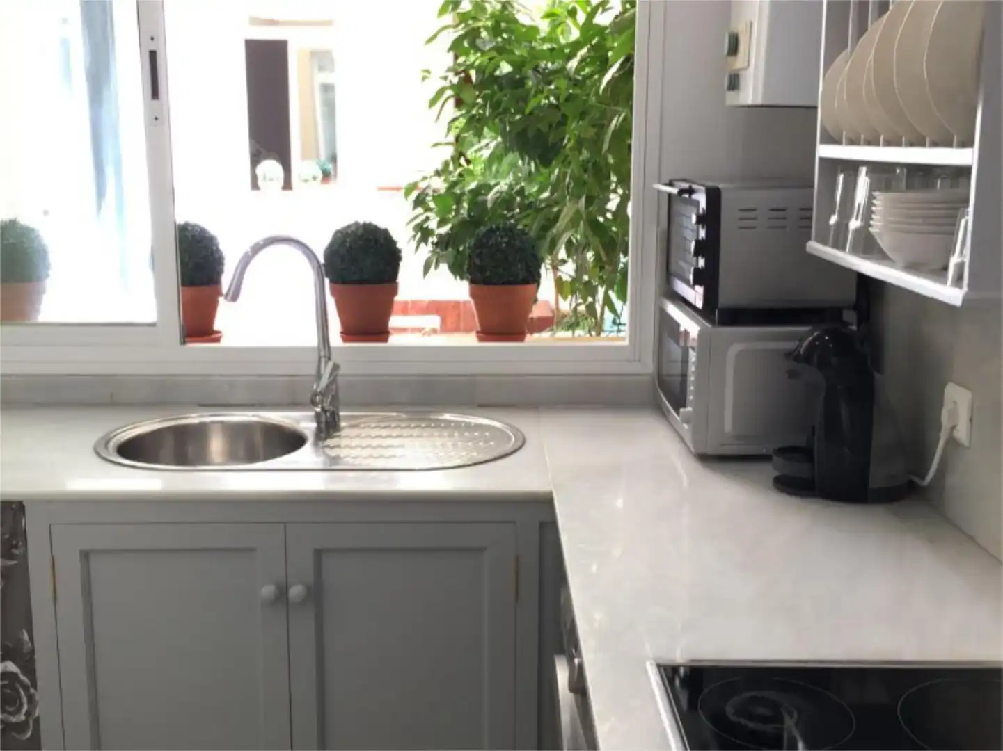 Kitchen of Flat for sale in  Sevilla Capital  with Air Conditioner
