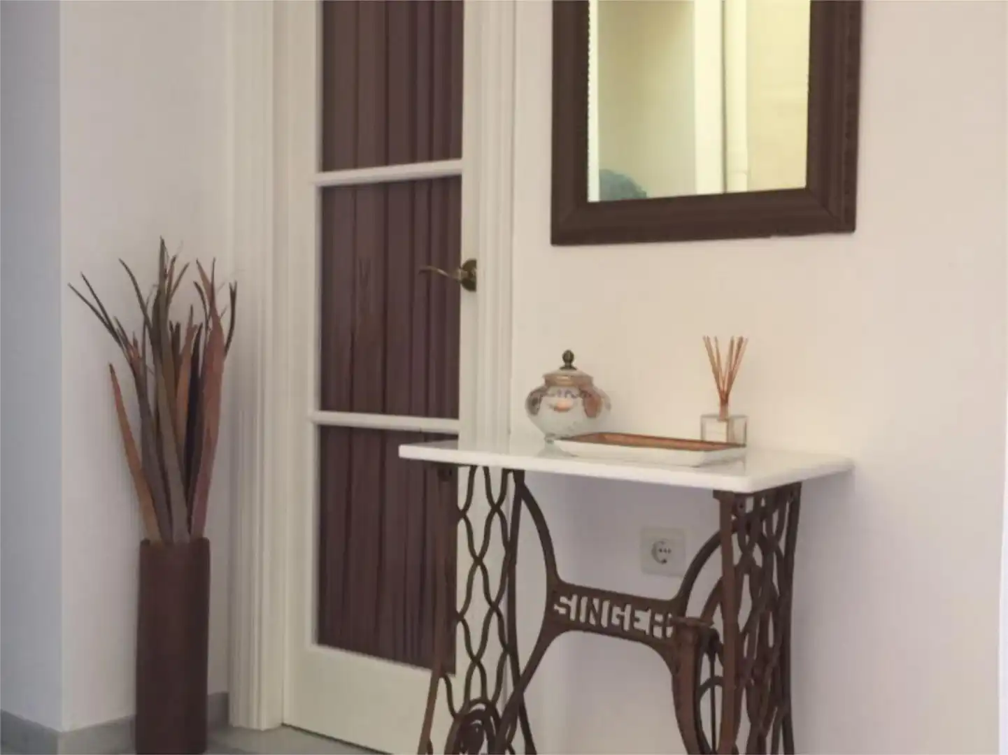 Bedroom of Flat for sale in  Sevilla Capital  with Air Conditioner