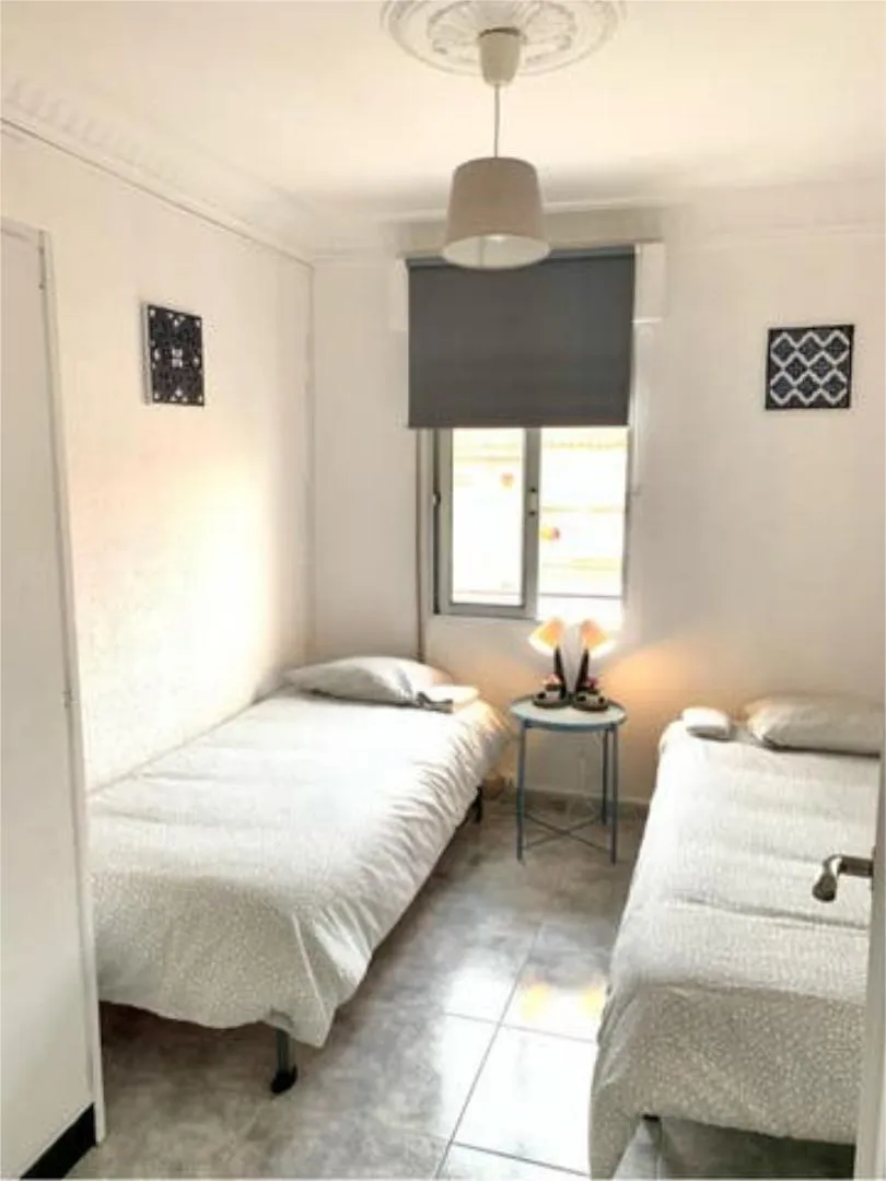 Pis de lloguer a La Bozada – Parque Delicias Dormitori de Pis de lloguer en Zaragoza Capital amb Moblat