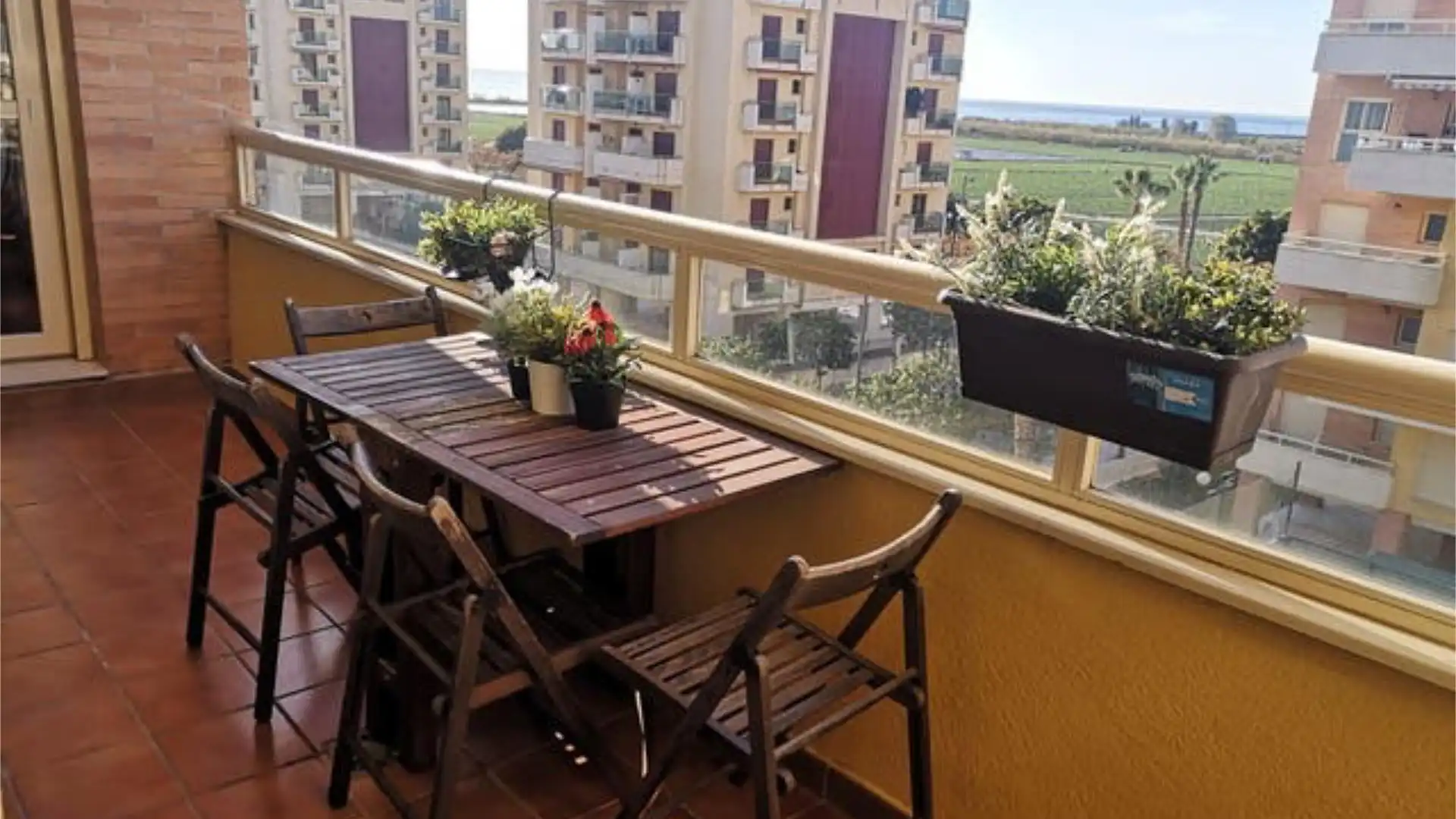 Piso de alquiler en Poniente - Faro