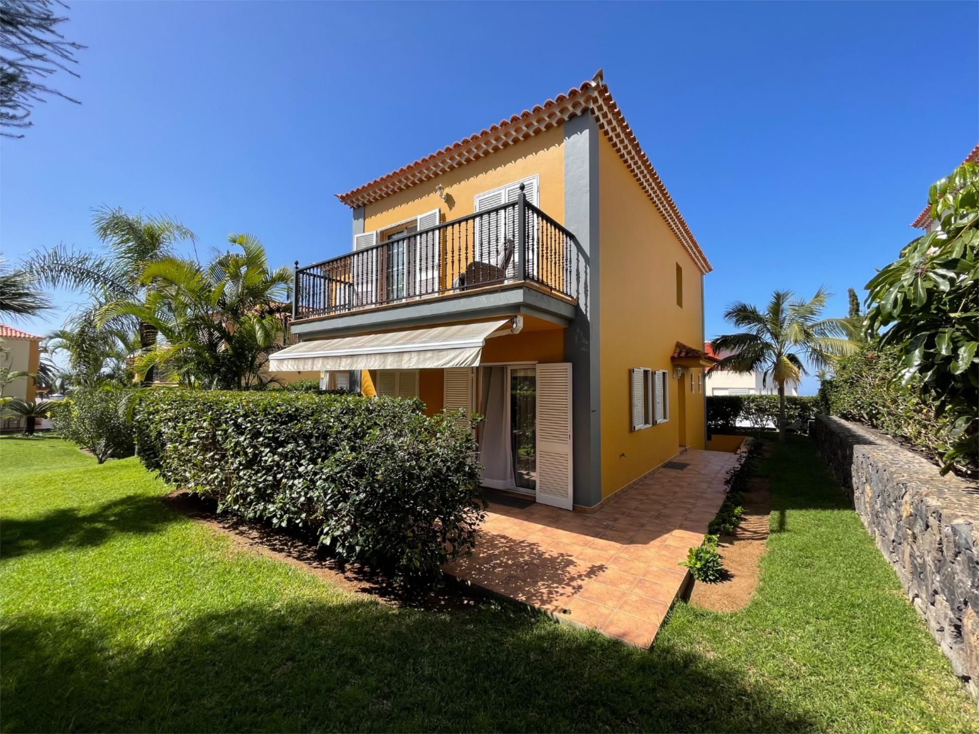 Houses for sale in Calle Codeso, 51k, La Quinta Exterior view of Houses for sale in Santa Úrsula with Terrace, Swimming Pool and Balcony