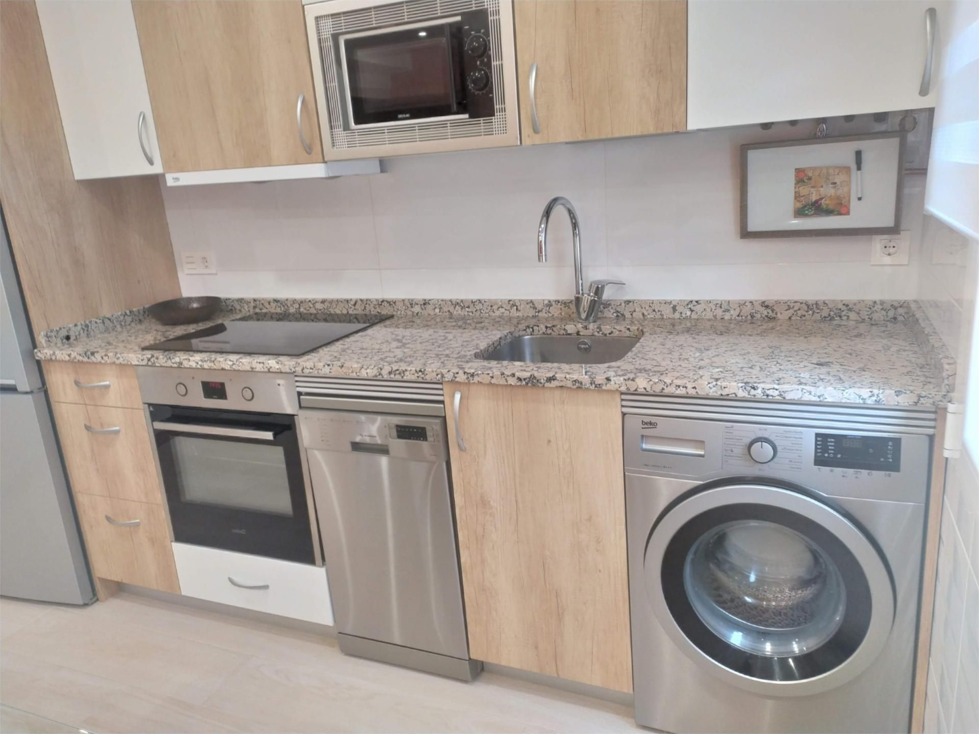 Piso de alquiler en Paseo Santa Bárbara, 1, Santa Bárbara Cocina de Piso de alquiler en Soria Capital con Calefacción, Parquet y Amueblado