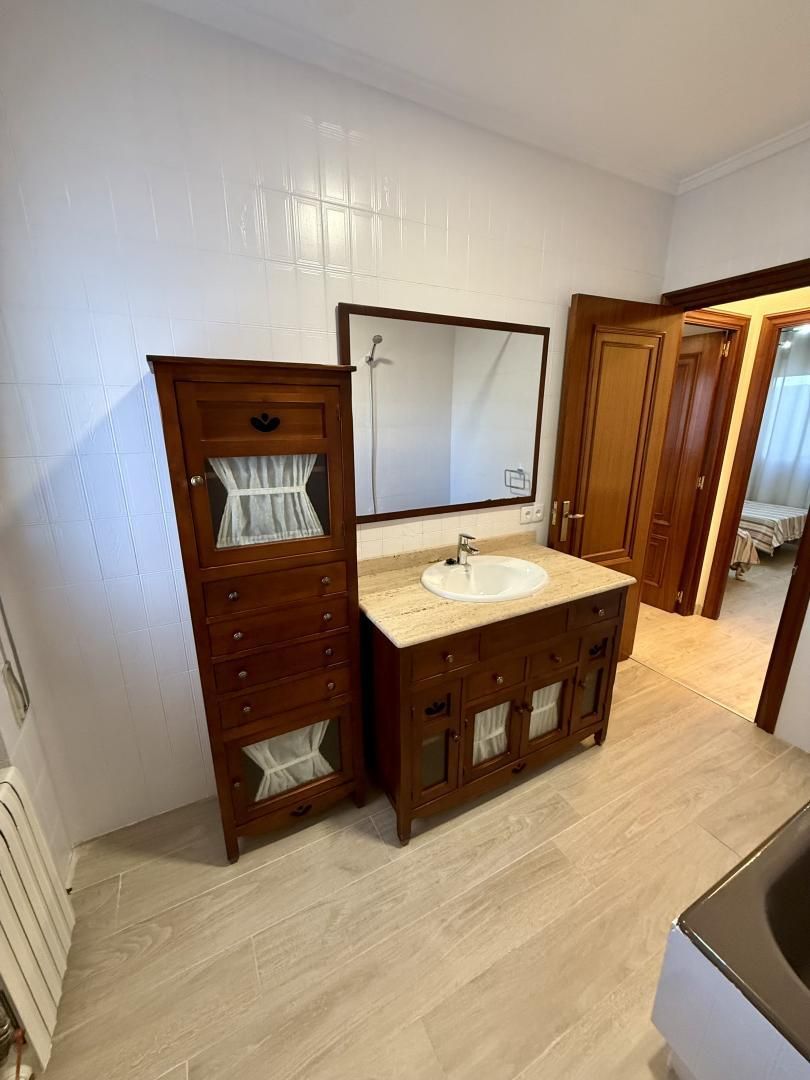 Wohnung zur Miete in Calle Cervantes, 1, Santa María la Real de Nieva