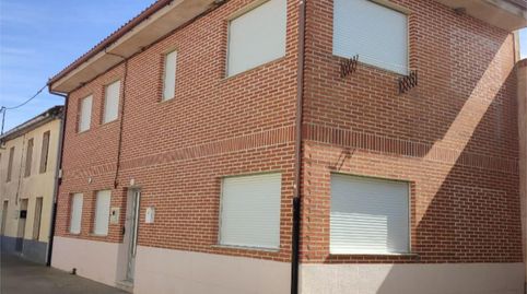 Foto 2 de Casa adosada en venta en Calle Zamora, 23, Villafáfila, Zamora