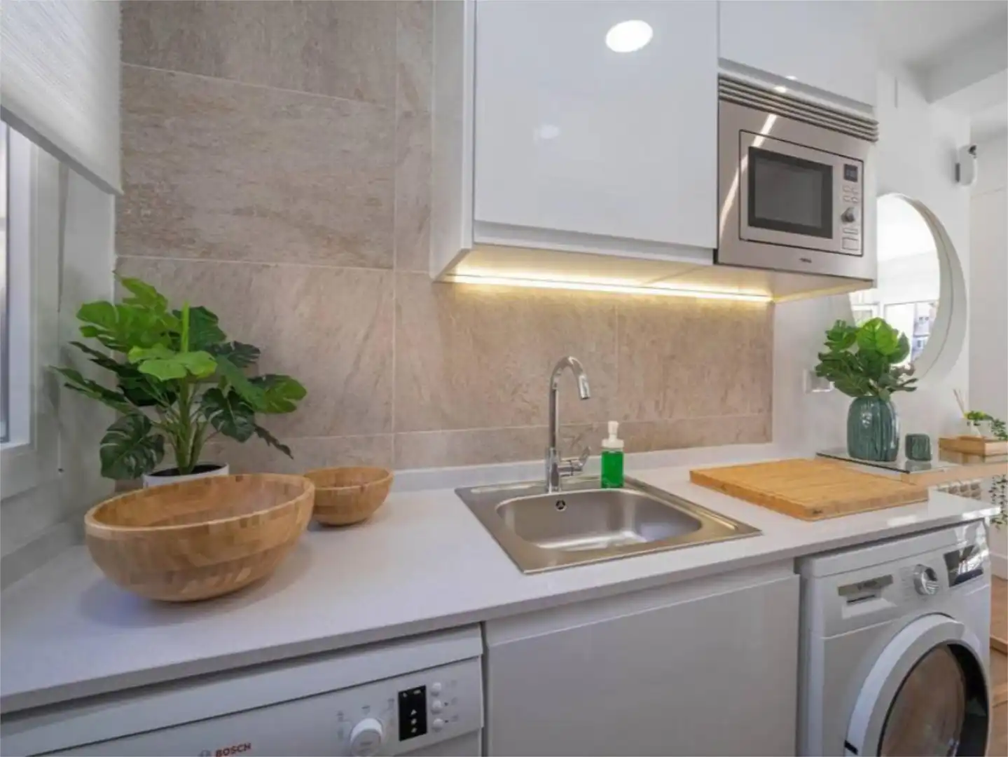 Piso en venta en Pinar del Rey Cocina de Piso en venta en Madrid con Aire acondicionado, Calefacción y Terraza