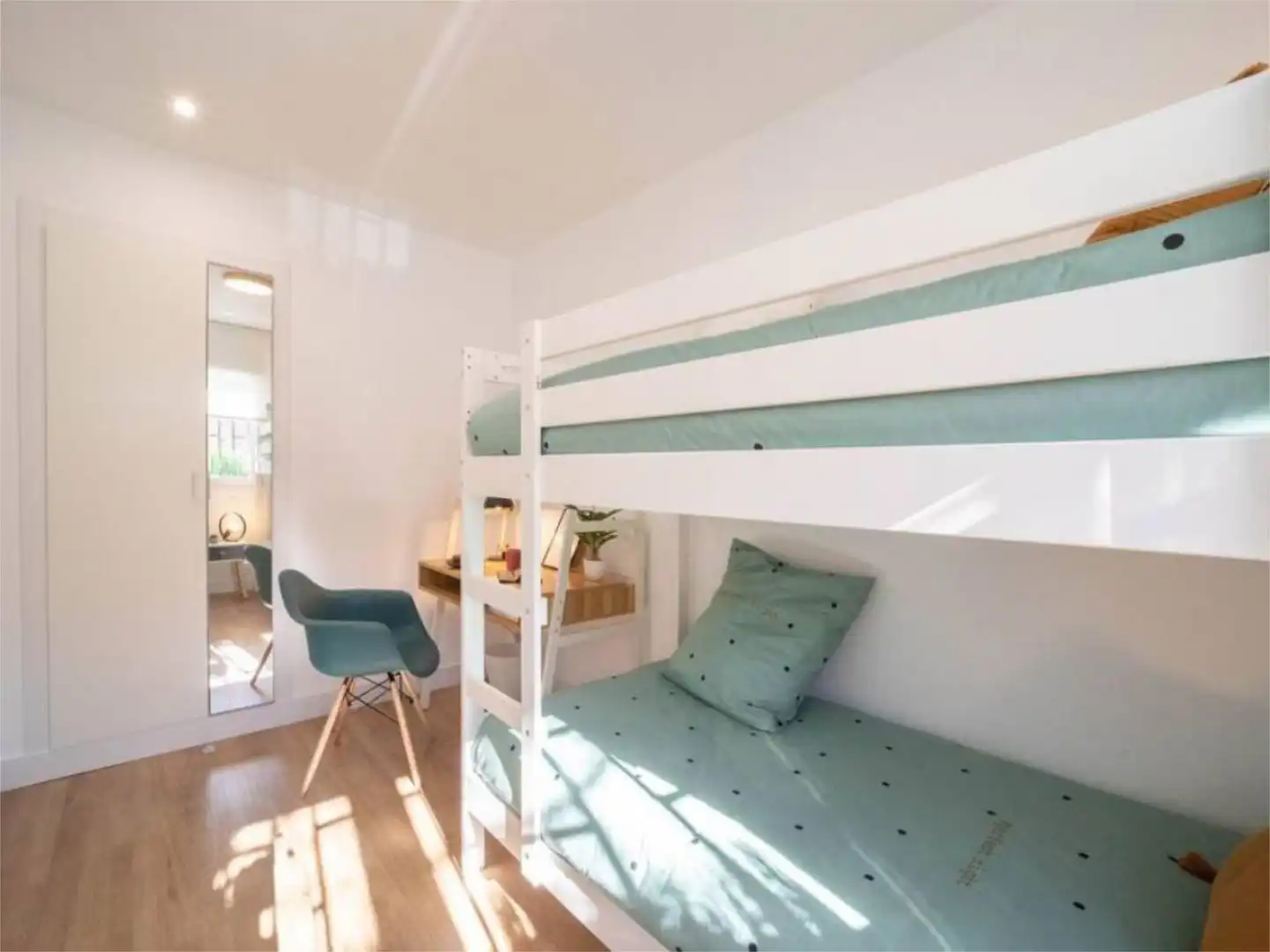 Piso en venta en Pinar del Rey Habitación de Piso en venta en Madrid con Aire acondicionado, Calefacción y Terraza