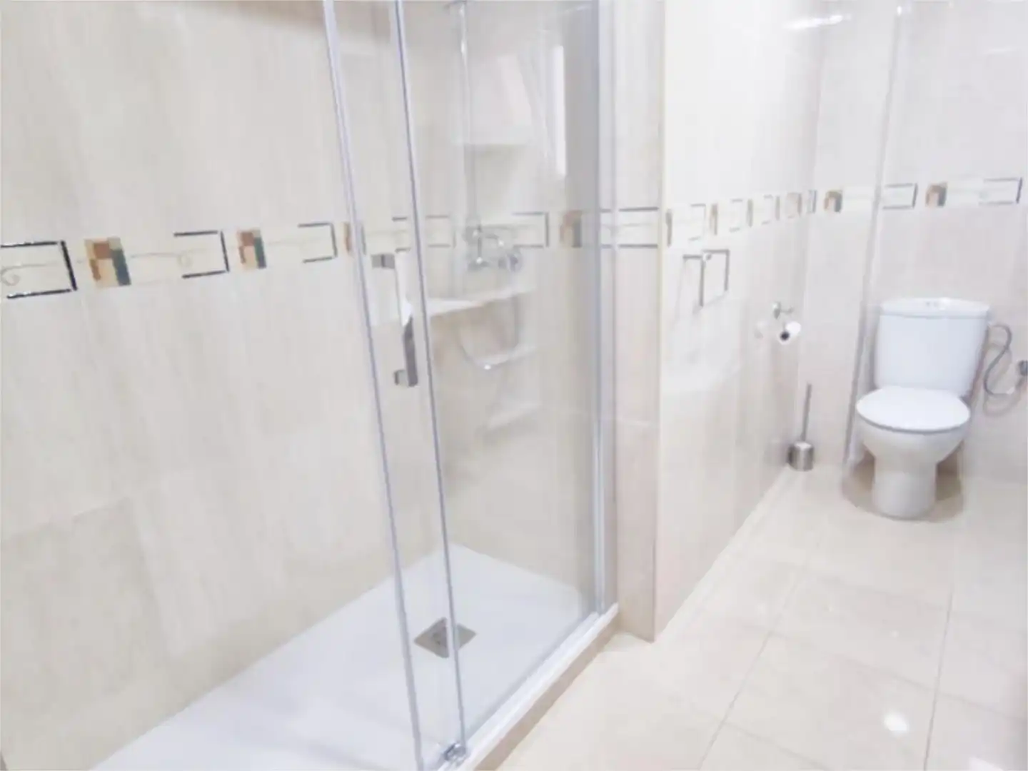Habitación en Carrer de Luz Casanova, 16, Sant Antoni Baño de Piso para compartir en Valencia con Calefacción, Terraza y Amueblado