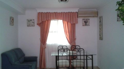 Foto 2 de Casa adosada en venta en Cortijo Bazán - Los Casinis - Los Cipreses, Málaga Capital