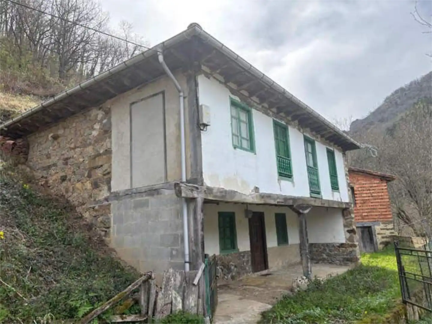 Exterior view of Houses for sale in Camaleño