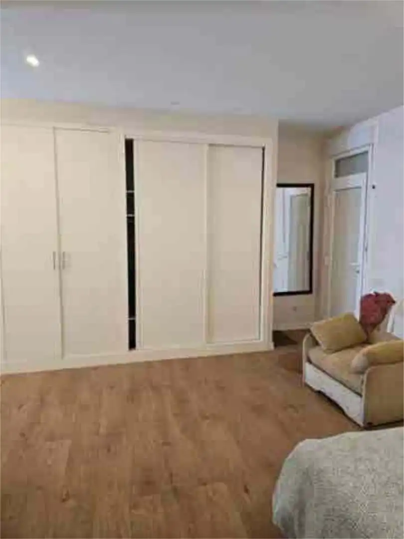 Loft zum Verkauf in Os Mallos Schlafzimmer von Loft zum Verkauf in A Coruña Capital mit Terrasse und Abstellraum