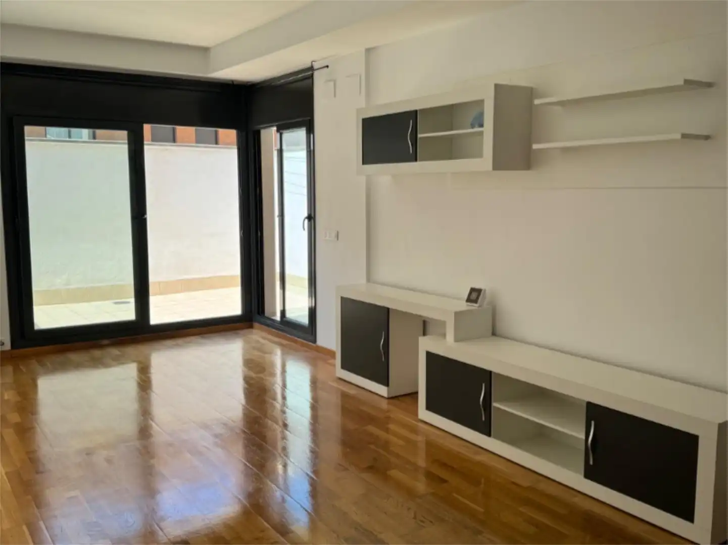 Piso en venta en Carrer Tamarit, 64, Centre Sala de estar de Piso en venta en Ripollet con Aire acondicionado y Piscina