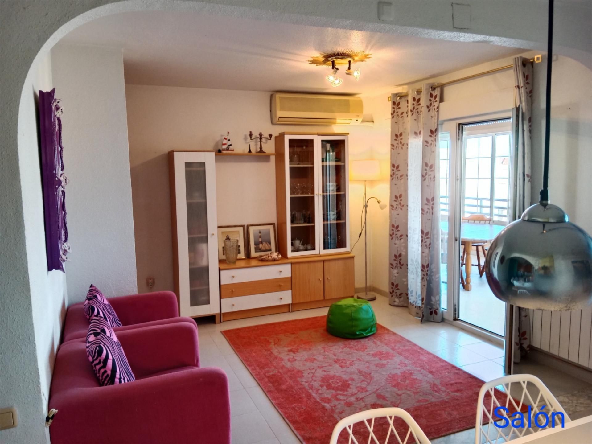 Wohnzimmer von Wohnung zum Verkauf in Torrevieja mit Klimaanlage, Terrasse und Balkon