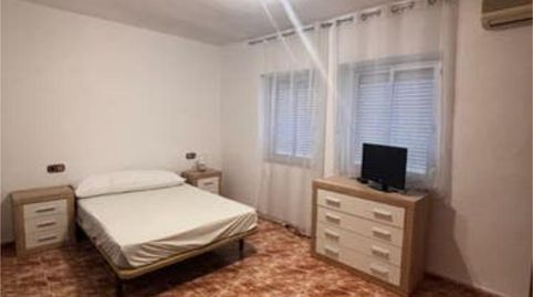 Casa o chalet de alquiler en Santa Isabel, Jaén Capital - imagen 2 Foto 2 de Casa o chalet de alquiler en Santa Isabel, Jaén Capital