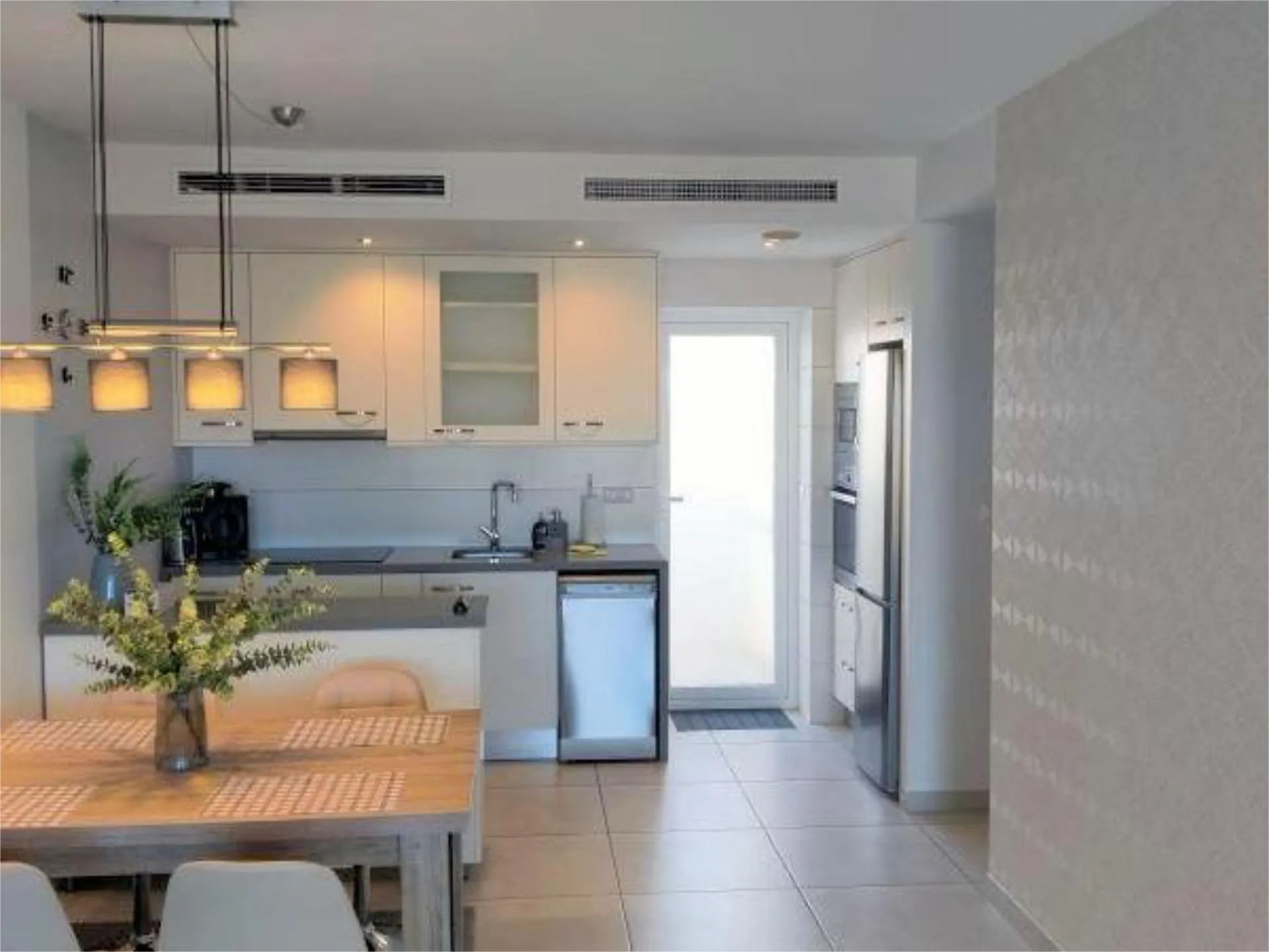 Flat for sale in Calle Cecilio Gallego Alaminos, 44, Parque Acuático - Sector 25 Kitchen of Flat for sale in Torrevieja with Air Conditioner, Terrace and Swimming Pool