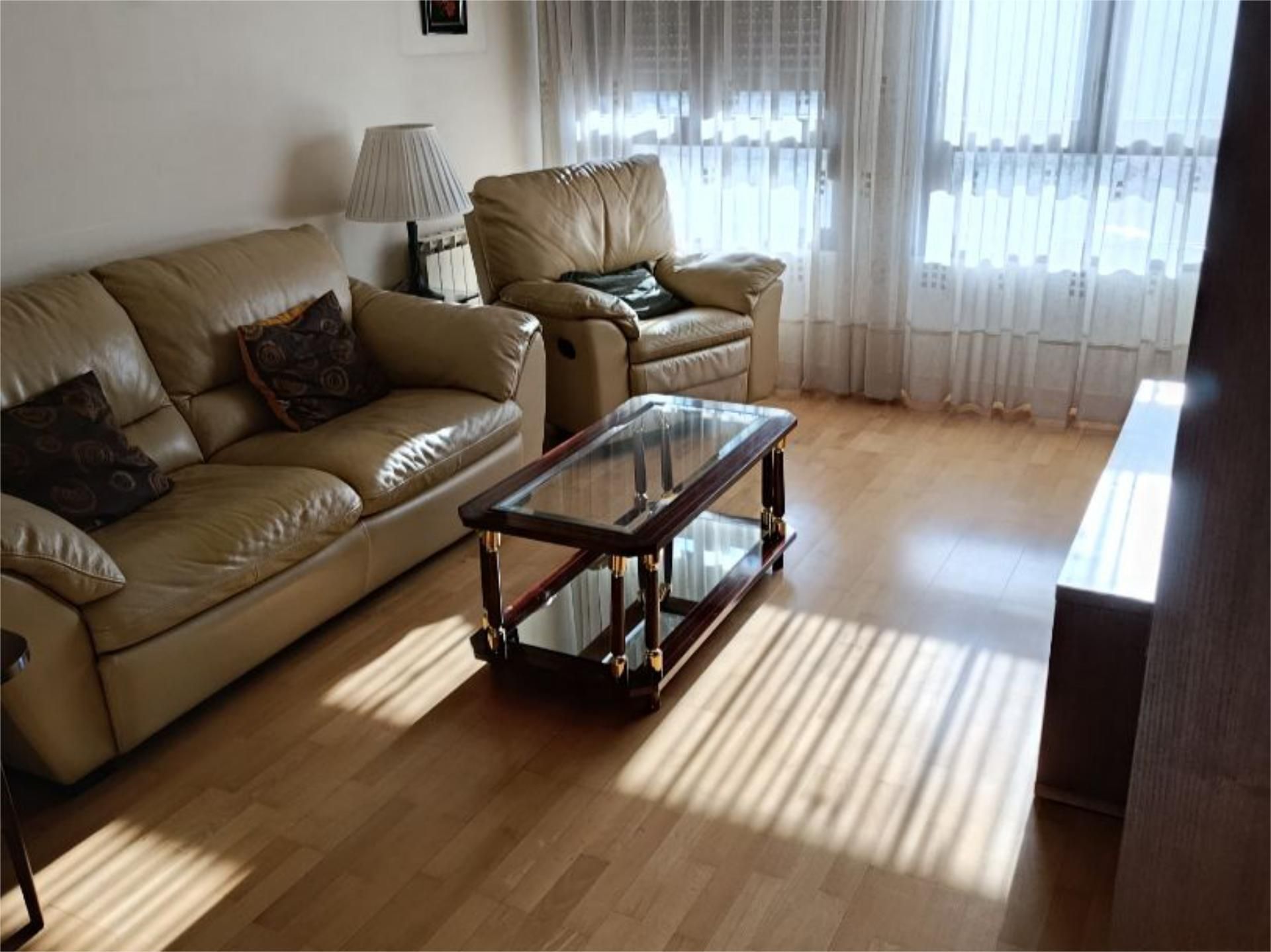 Piso de alquiler en Calle de Estella, 3, Las Tablas Sala de estar de Piso de alquiler en Madrid Capital con Aire acondicionado, Calefacción y Parquet