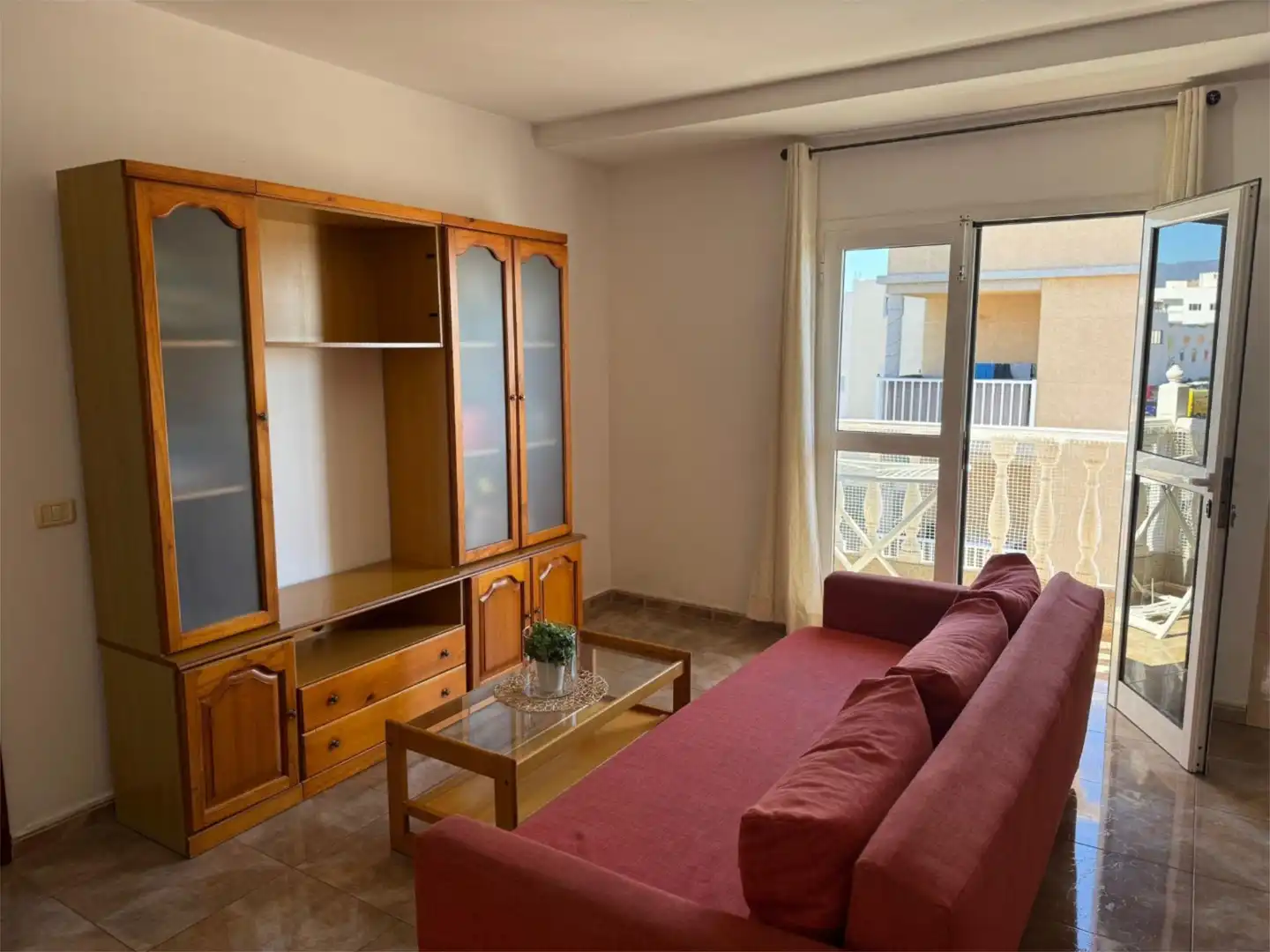 Flat for rent in Calle Río de la Plata, 12, El Tablero Living room of Flat for rent in San Bartolomé de Tirajana with Furnished and Balcony