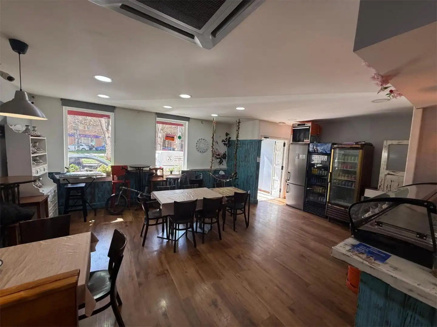 Comedor de Local en traspaso en  Huesca Capital con Aire acondicionado