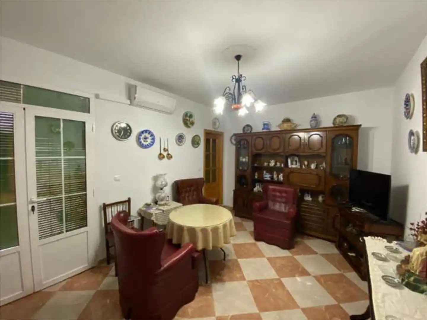 Casa o xalet en venda a Los Santos de Maimona Menjador de Casa o xalet en venda en Los Santos de Maimona amb Terrassa, Traster i Moblat