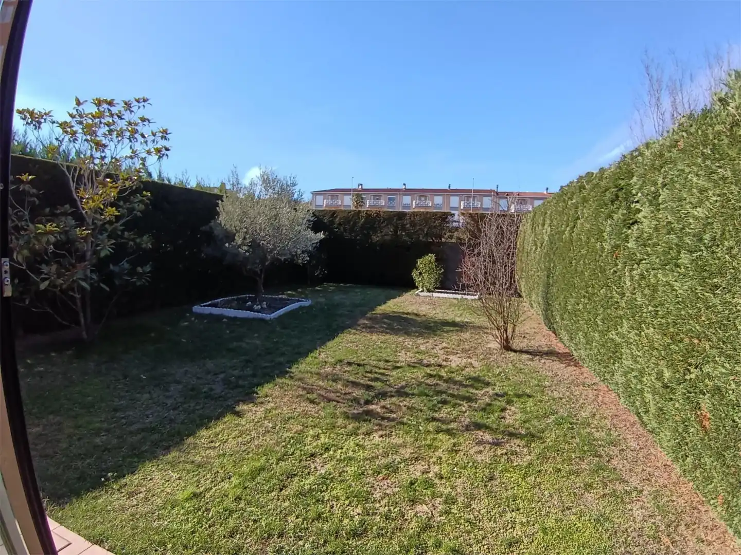 Casa adosada en venta en Calle Azorín, 5, Aldeatejada Jardín de Casa adosada en venta en Aldeatejada con Terraza y Balcón