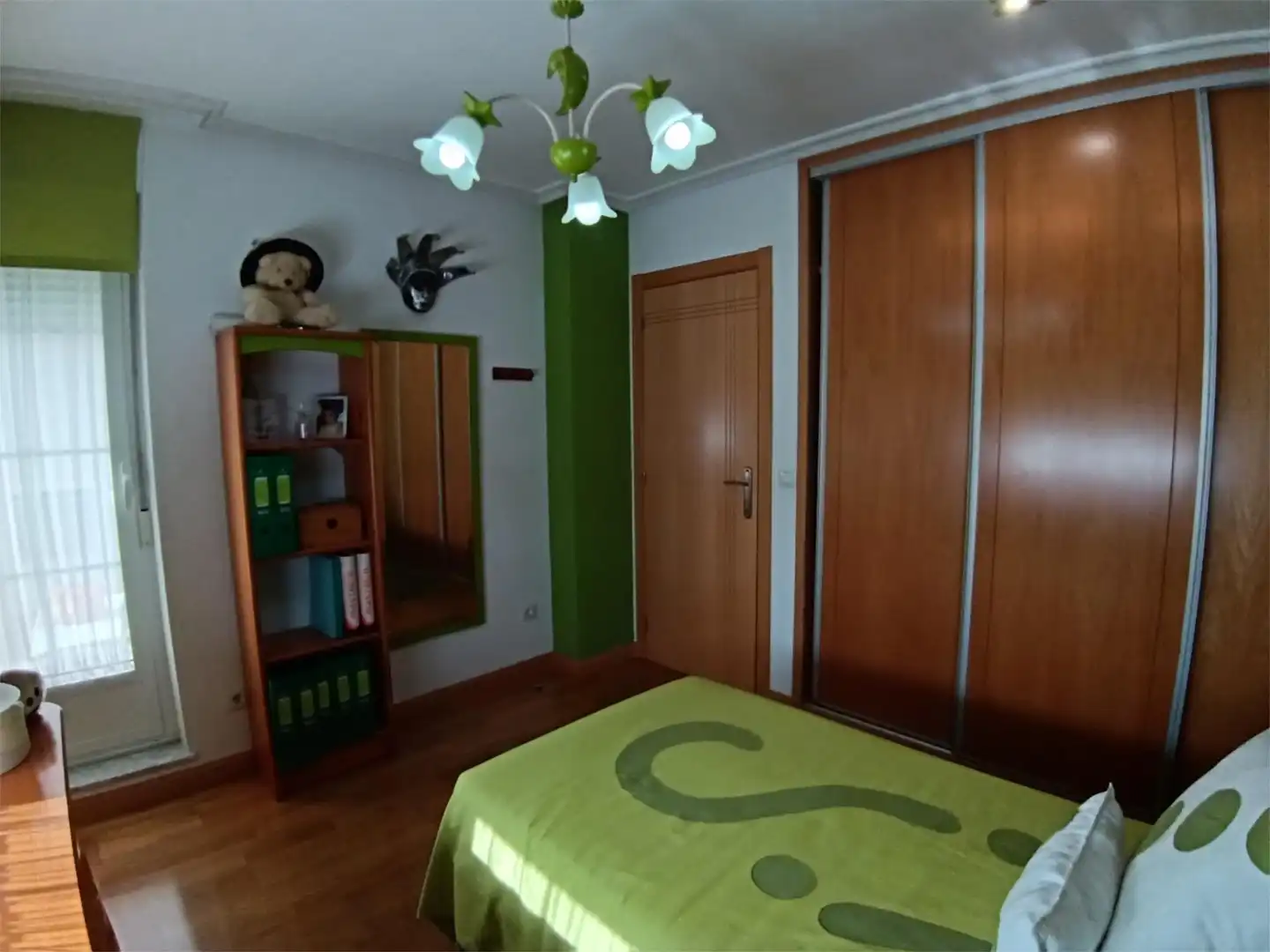 Casa adosada en venta en Calle Azorín, 5, Aldeatejada Habitación de Casa adosada en venta en Aldeatejada con Terraza y Balcón