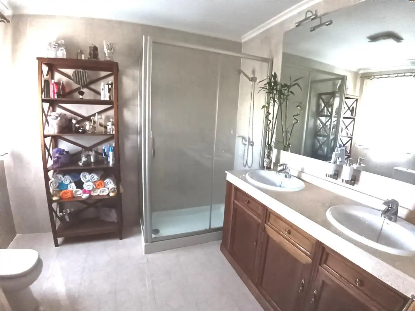 Casa adosada en venta en Calle Azorín, 5, Aldeatejada Baño de Casa adosada en venta en Aldeatejada con Terraza y Balcón