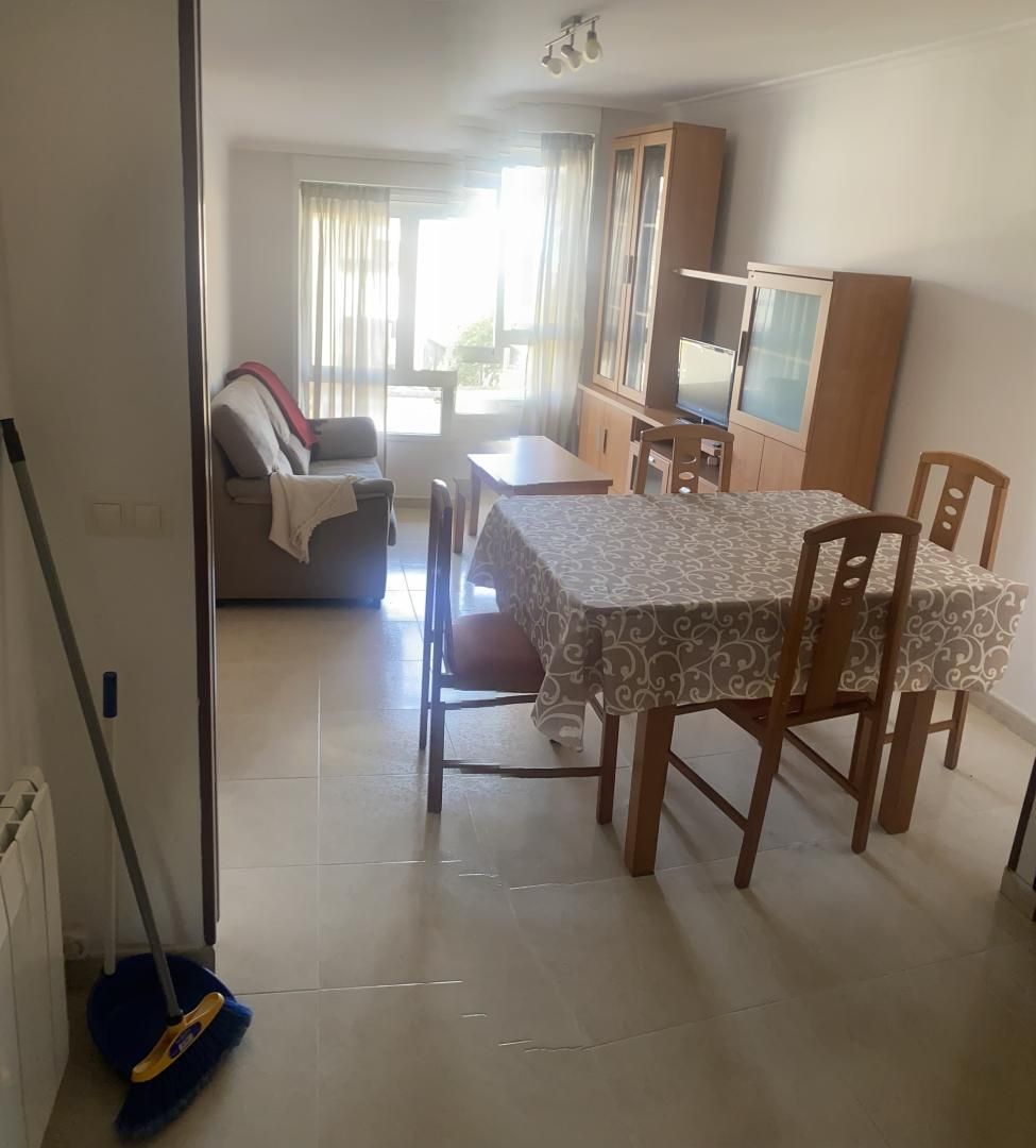 Dining room of Storage room for rent in Viveiro
