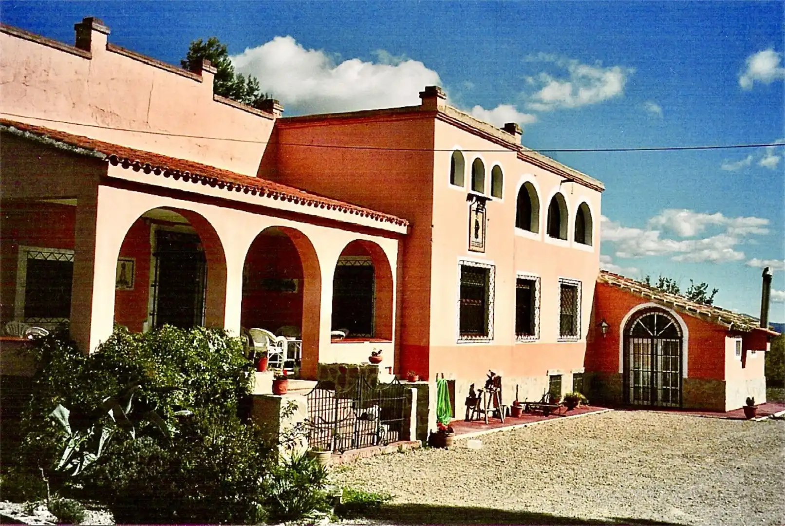 Vista exterior de Casa o xalet en venda en Agres amb Terrassa, Piscina i Balcó