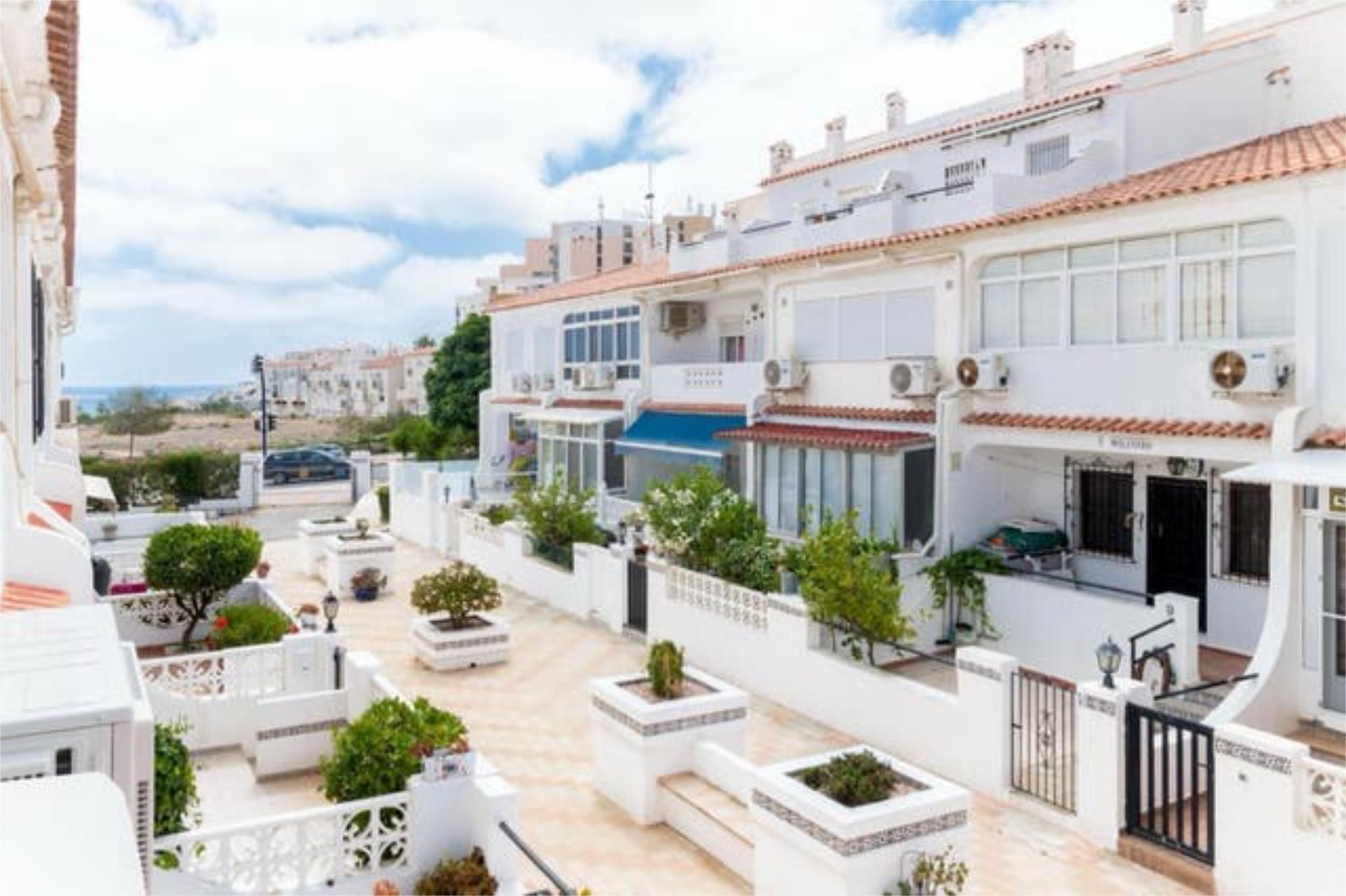 Houses for sale in Torreblanca