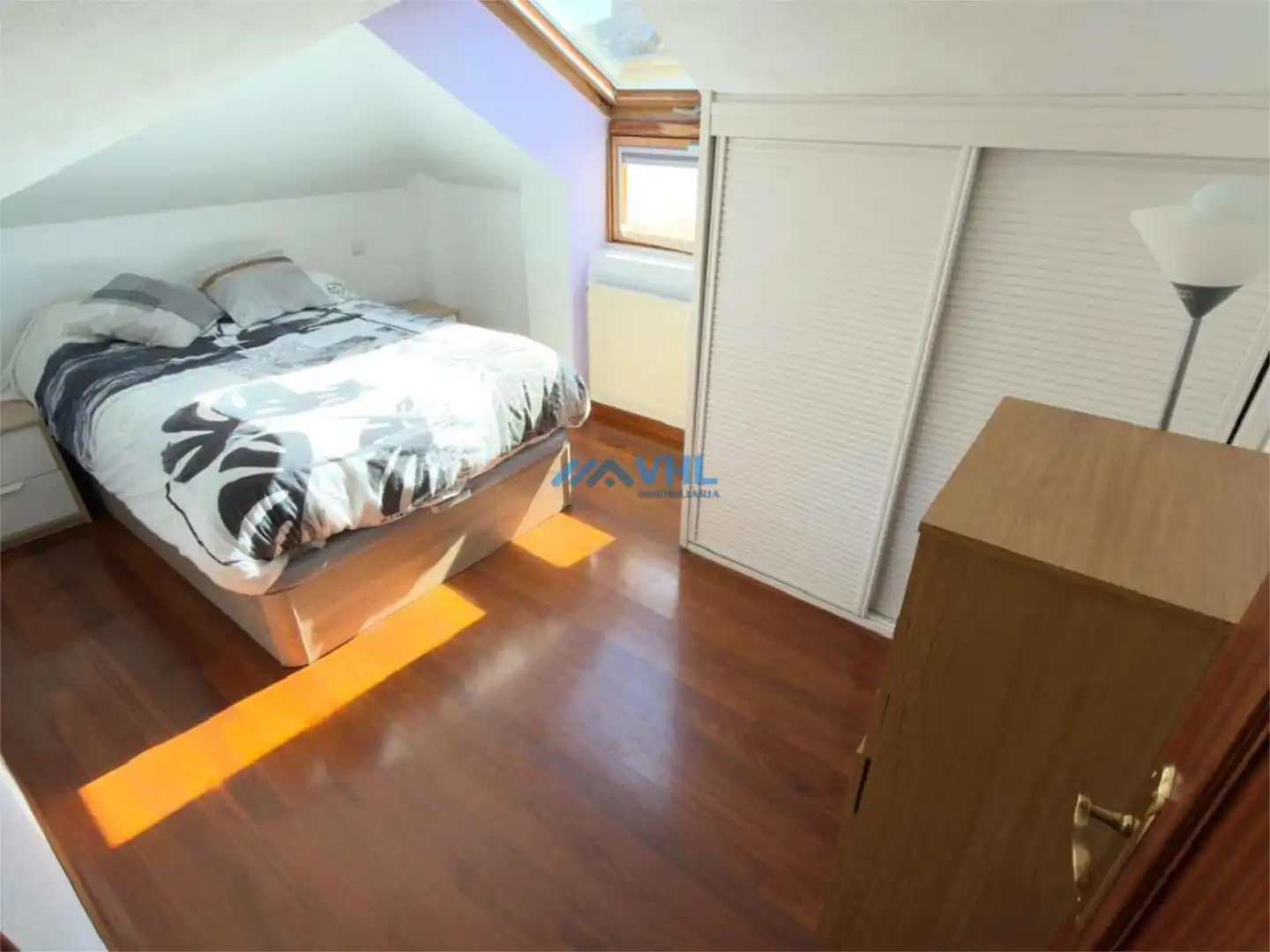 Habitación de Piso en venta en Castro-Urdiales con Calefacción, Parquet y Balcón