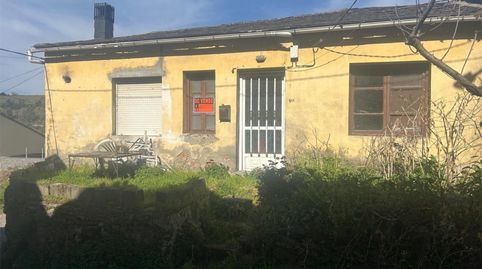 Foto 3 de Casa adosada en venta en Lugar Valencia Do Sil, 48, Vilamartín de Valdeorras, Ourense