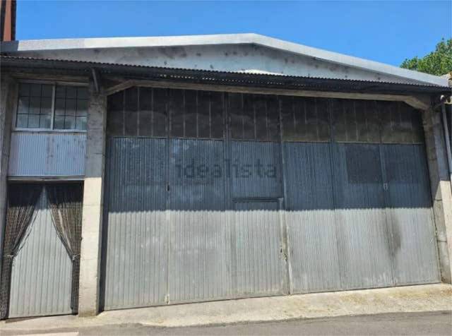 Local comercial en Alquiler en Friol