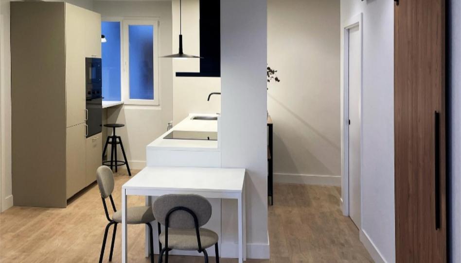 Piso en venta en Isasi Kalea, 31, Eibar, Gipuzkoa - imagen 1 Foto 1 de Piso en venta en Isasi Kalea, 31, Eibar, Gipuzkoa