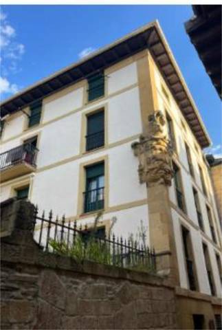 Local comercial en Alquiler en Elkano Kalea, 37 en Getaria