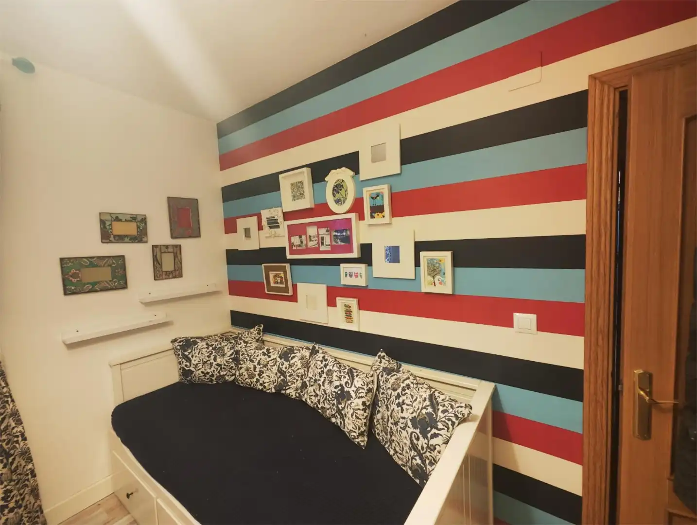 Habitación de Piso en venta en Lucena con Parquet, Trastero y Horno