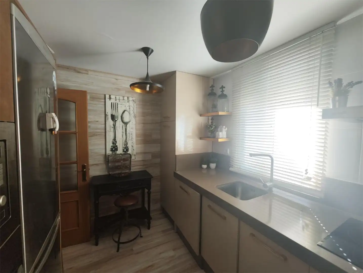 Cocina de Piso en venta en Lucena con Parquet, Trastero y Horno