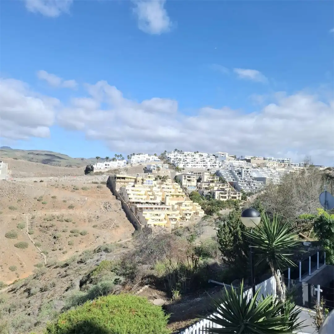 Flat for sale in Calle Roque de Los Muchachos, 21, Puerto Rico Exterior view of Flat for sale in Mogán with Air Conditioner and Terrace