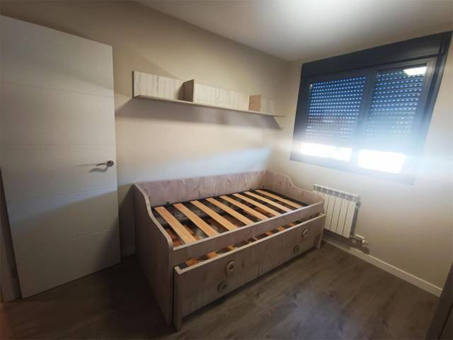 Piso en Alquiler en Calle Ponferrada, 27 en Valverde de la Virgen