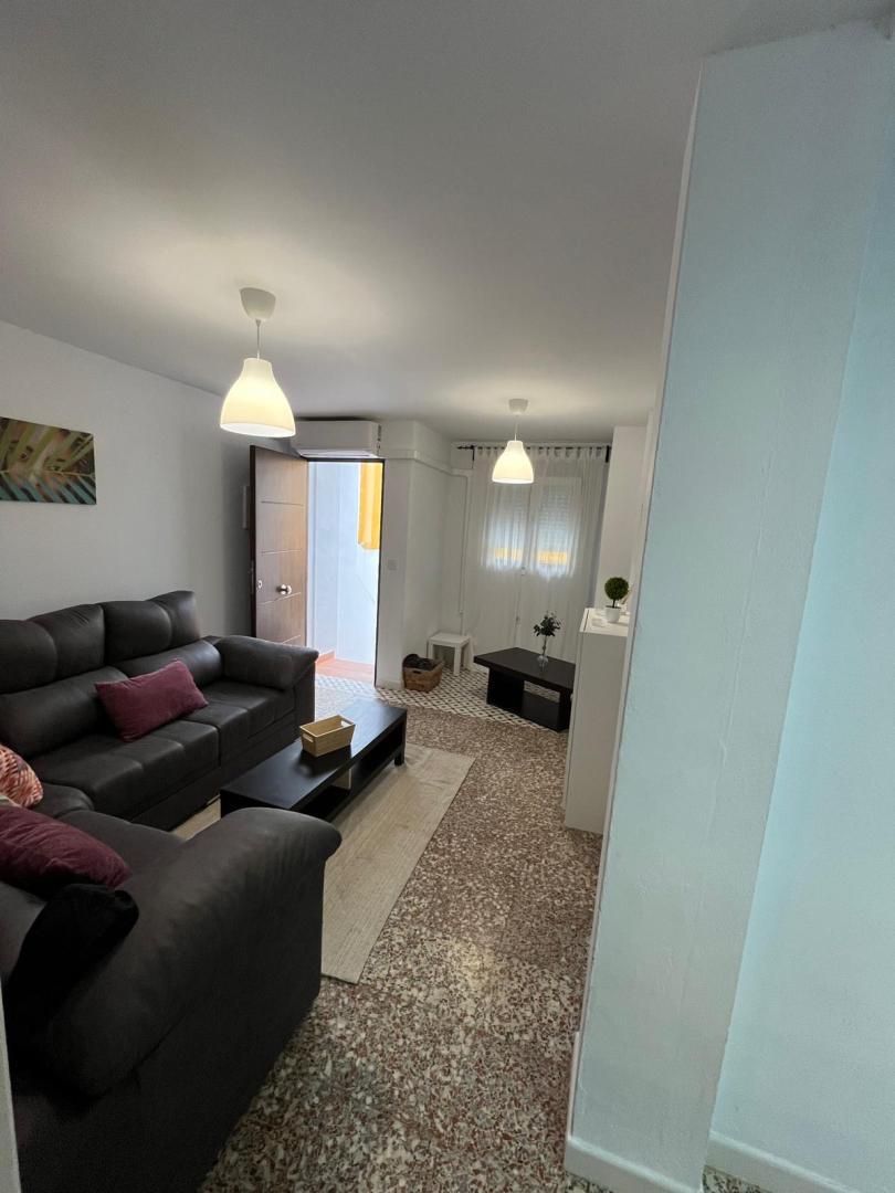 Flat for sale in Camino Camino de la Ermita, 7, La Reconquista - El Rosario Living room of Flat for sale in Algeciras with Air Conditioner, Terrace and Furnished