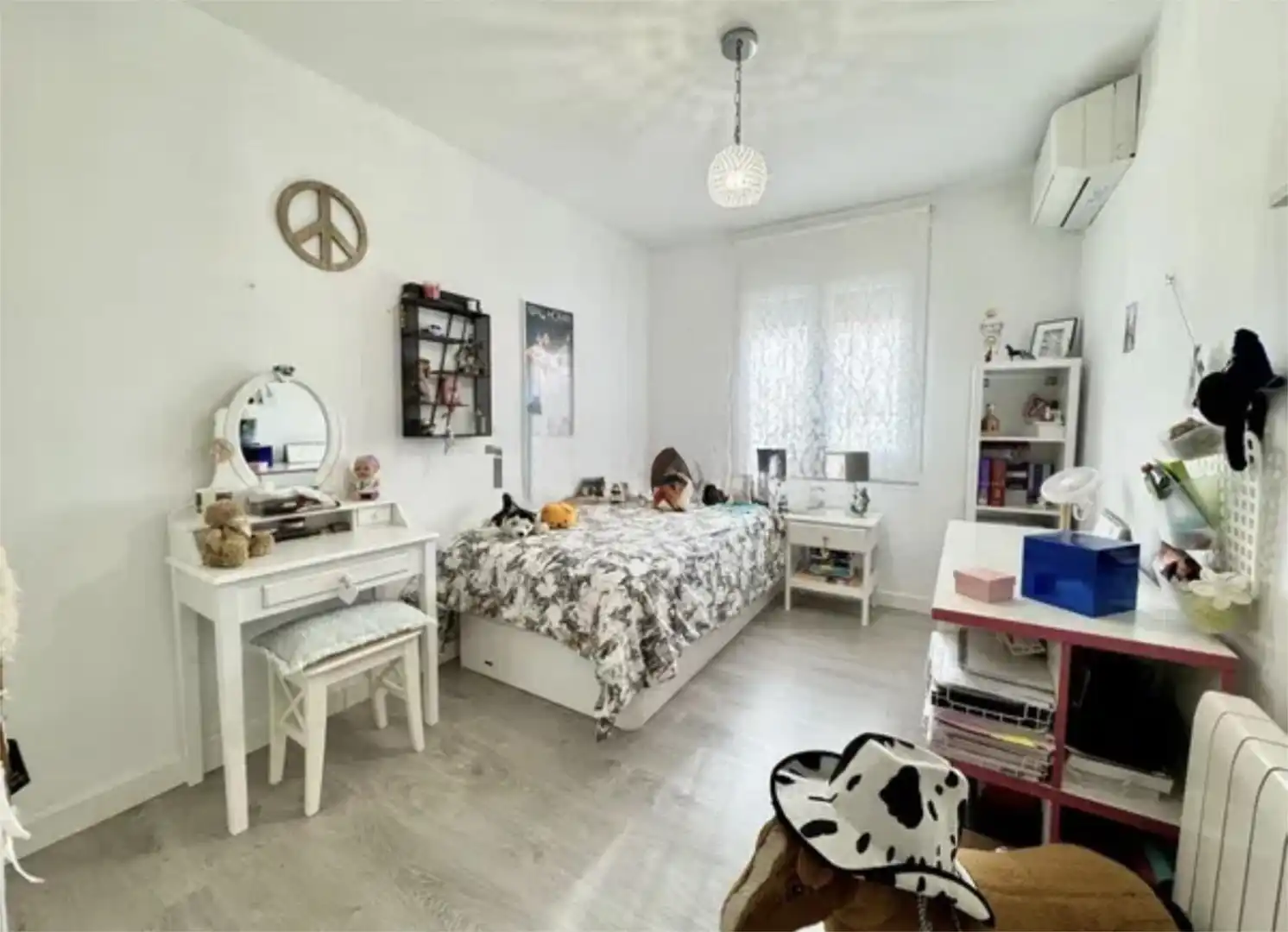 Casa o chalet en venta en Calle Poniente, 3, Solymar Habitación de Casa o chalet en venta en Benalmádena con Aire acondicionado, Terraza y Piscina